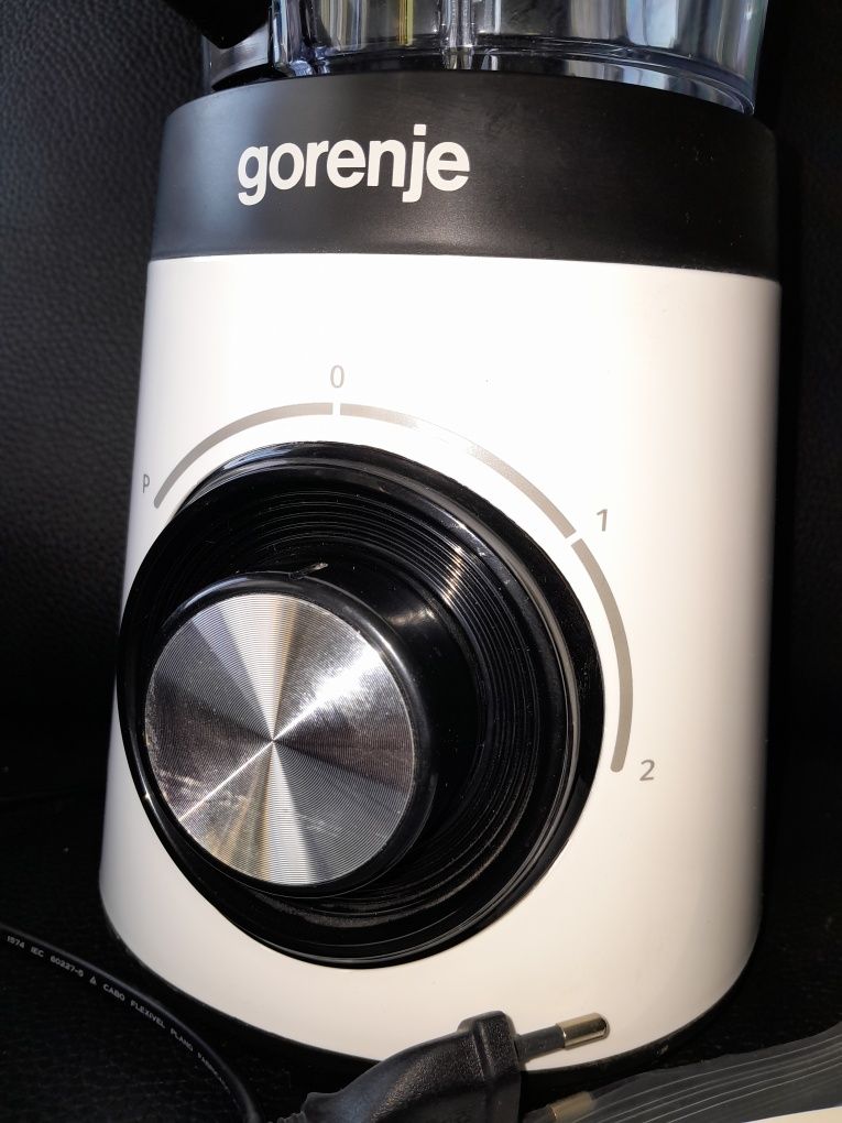 Блендер Gorenje 500 w нов