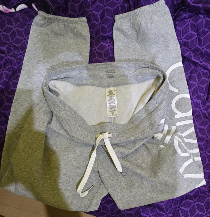 Pantaloni de trening, Calvin Klein
