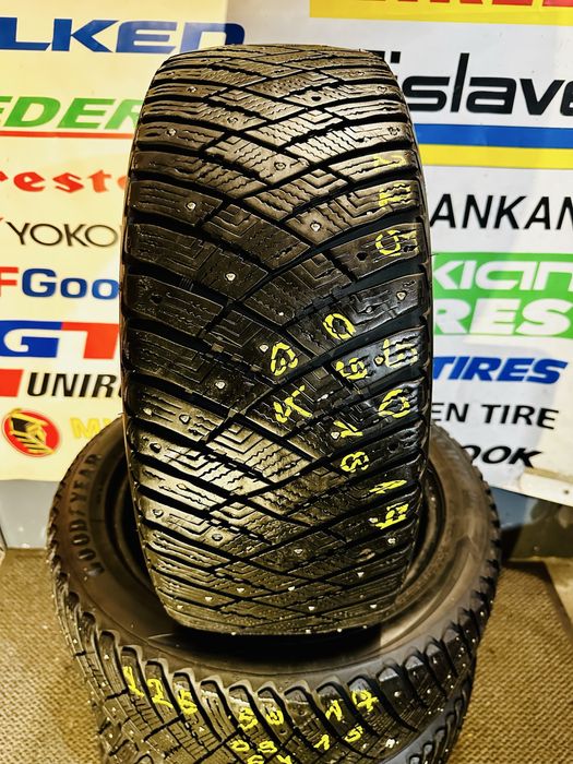 225/50 R17 98T XL - Goodyear Ultra Grip ICE ARCTIC M+S Oferta