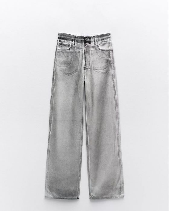 Дънки с метализиран ефект