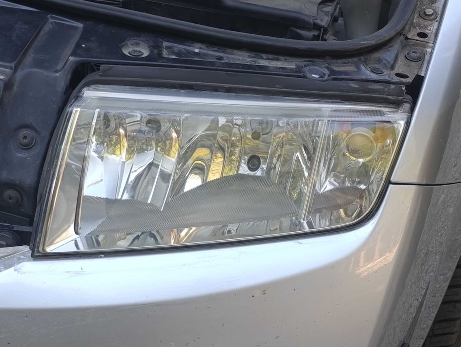 Химическо полиране на фарове