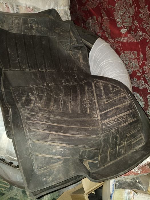 Полики  Exeed lx  2024