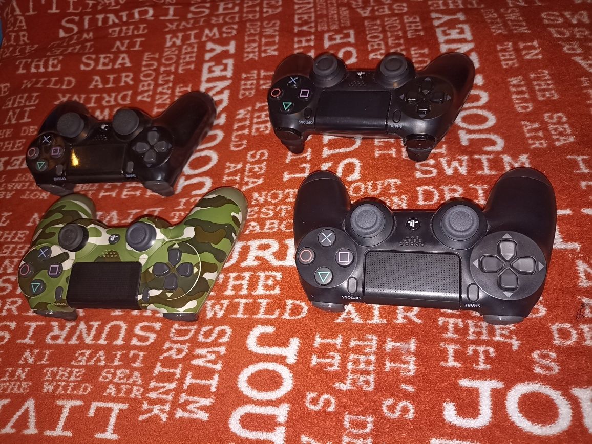 Controllere manete PlayStation 4