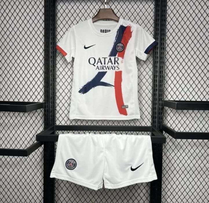 Set echipament fotbal , tricou + pantaloni ,copii PSG 25/26