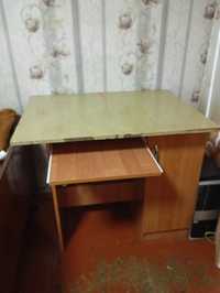 Продам писальный стол