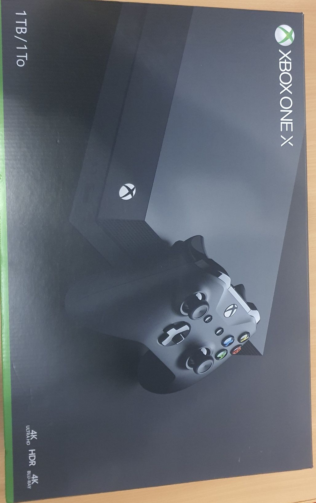 Xbox One X  1 TB