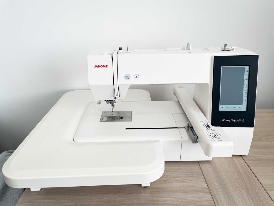 Вышивальная машинка Janome Memory Craft 500E | автомат | экран | USB