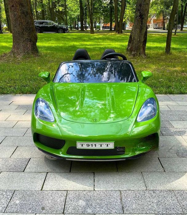 Детский электромобиль :"Porsche Cayman" из первых рук