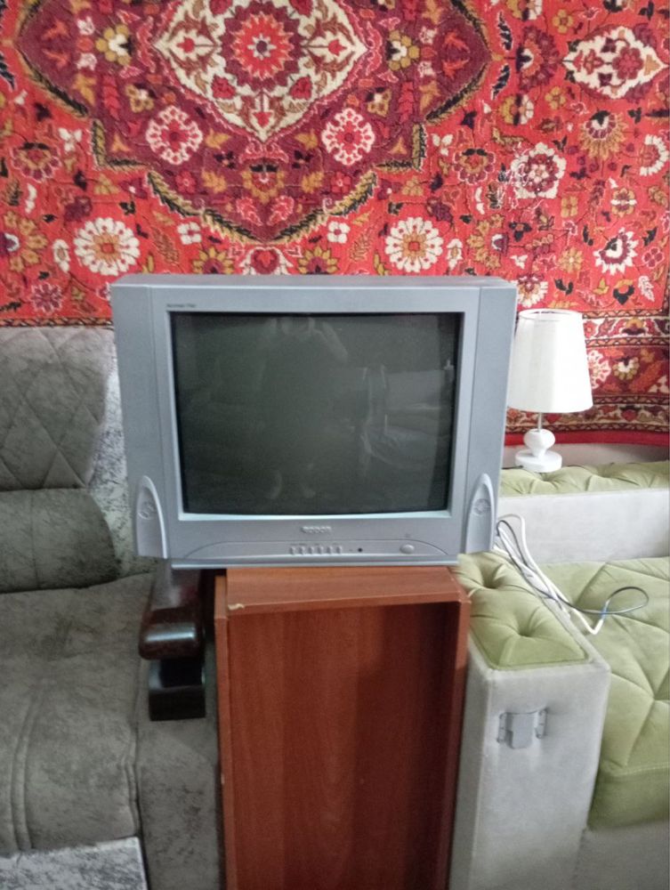 Продается телевизор