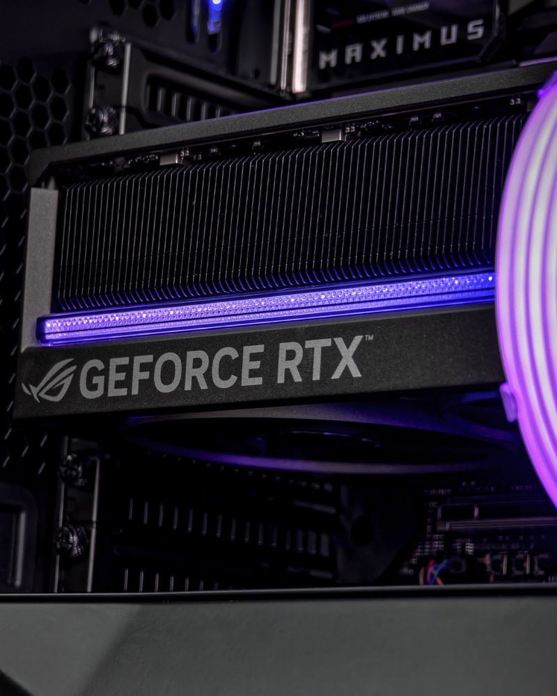 Super Kompyuter | Intel Ultra 9 + RTX 5090 | 64GB RAM | 8TB SSD