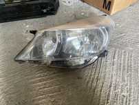 Far Toyota yaris 2011 - 2014 far stanga yaris 3