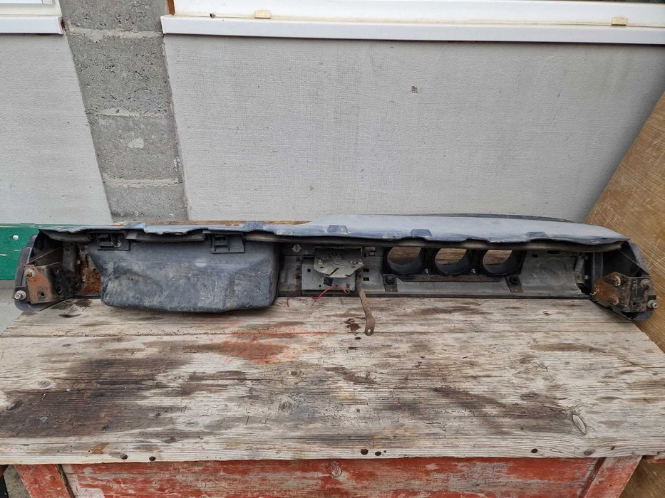 Bord Dacia 1300 | auto