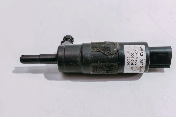 Pompa spalator faruri 3B7955681 Audi A6 4F/C6 seria