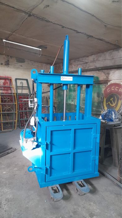 Пресс для макулатуры и пэт на 10 тонн