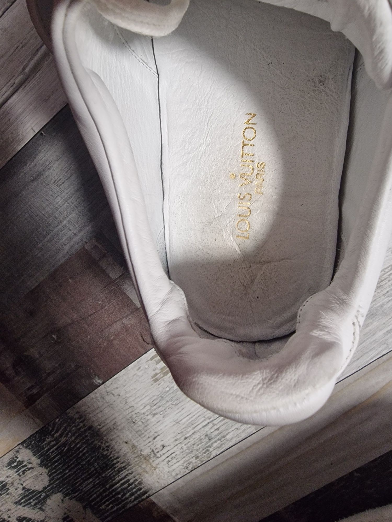 Дамски бели сникърси обувки Louis Vuitton 38 номер