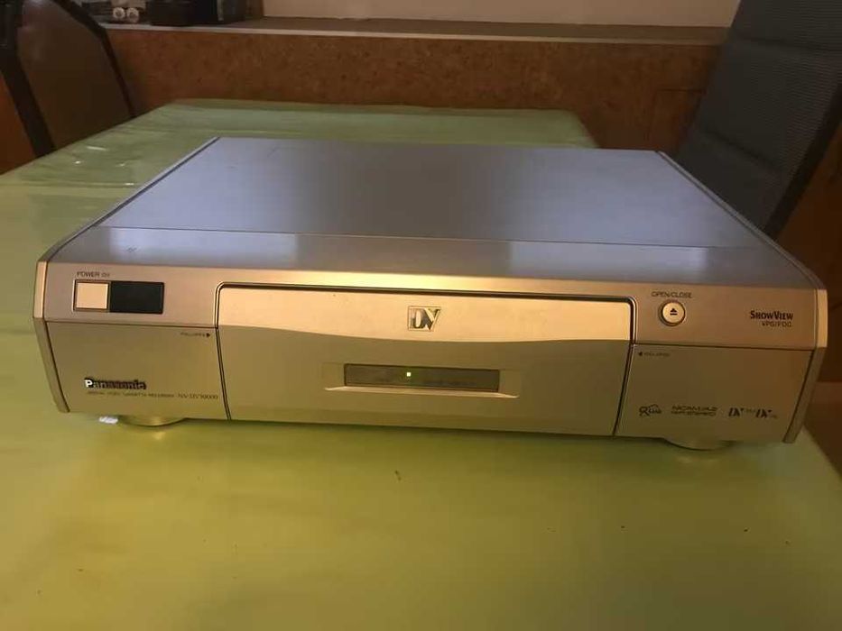 Panasonic Digital Video-Recorder NV-DV 10000