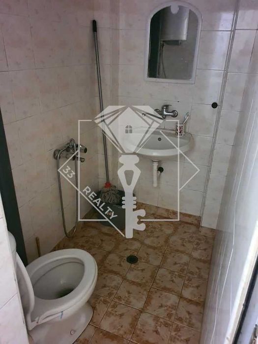 Продава се Едностаен апартамент в Пловдив, Център - 25 кв.м за 2800 €/кв.м - Снимка #2