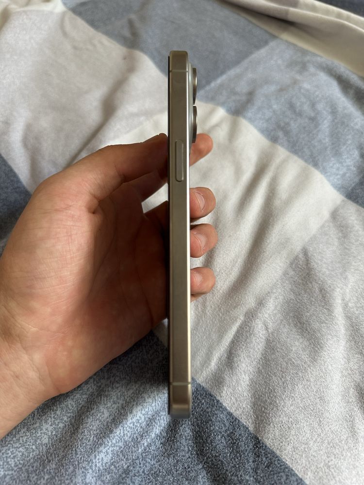 Iphone 15 pro max ZD/A