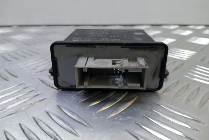 Modul control lumini  8k0907357b Audi A5 8T seria