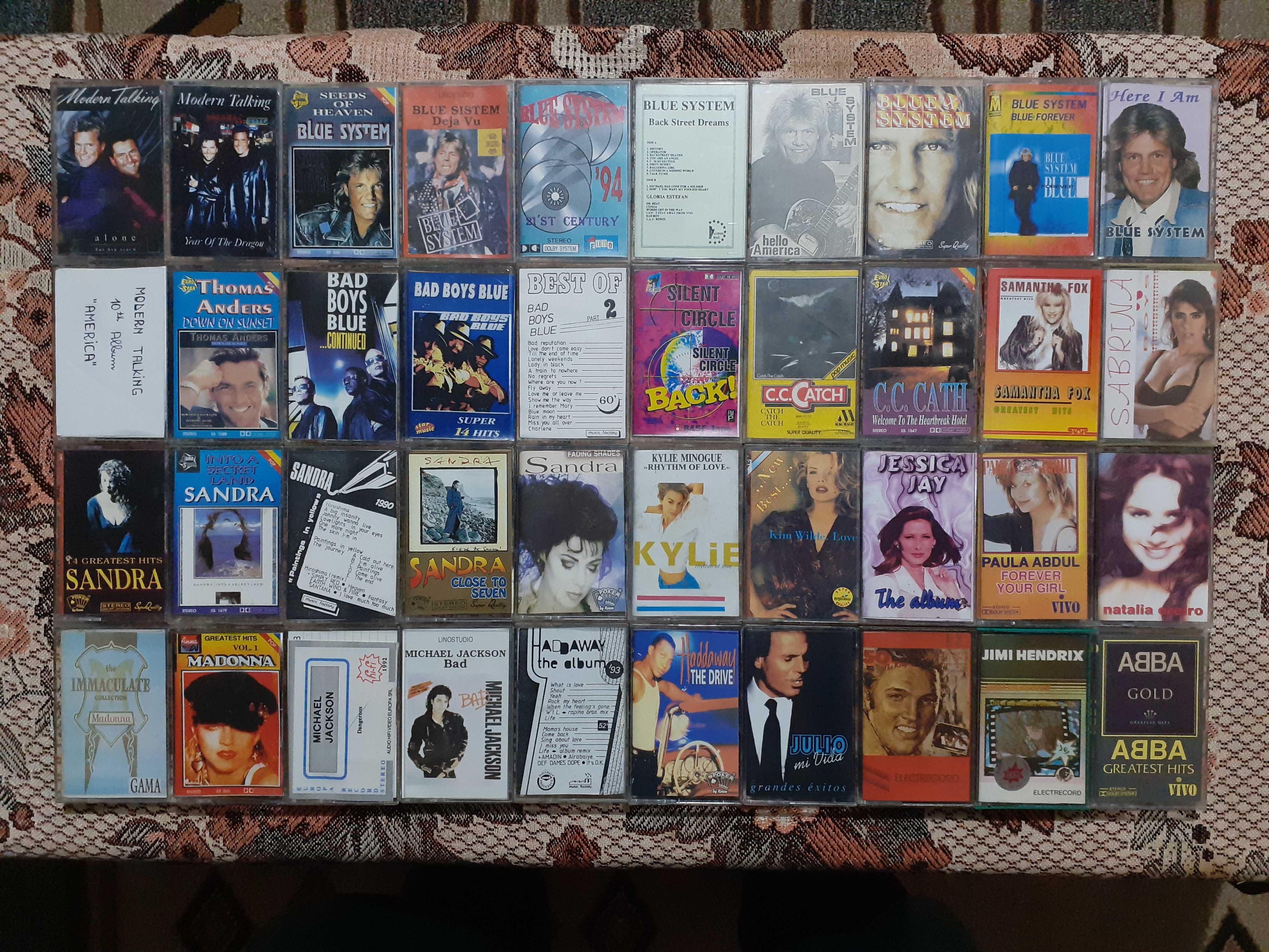 Casete audio cu muzică disco, pop, tehno, rock, jazz, rytm & blues