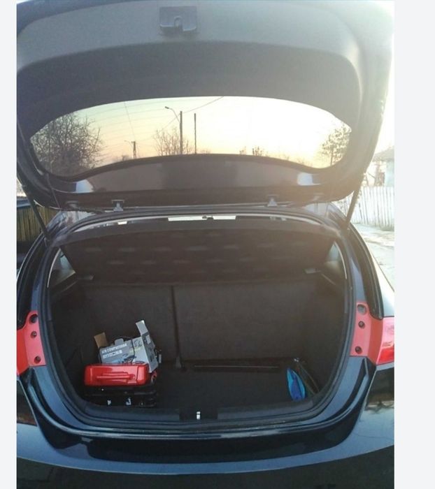 Vând Seat Leon,primul proprietar în RO, Preț 4200€ (Negociabil)