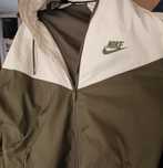 Geaca subțire Nike