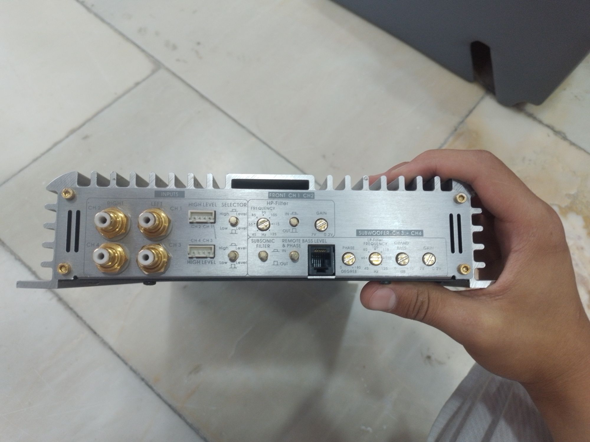 Usliter B/U   1500W
