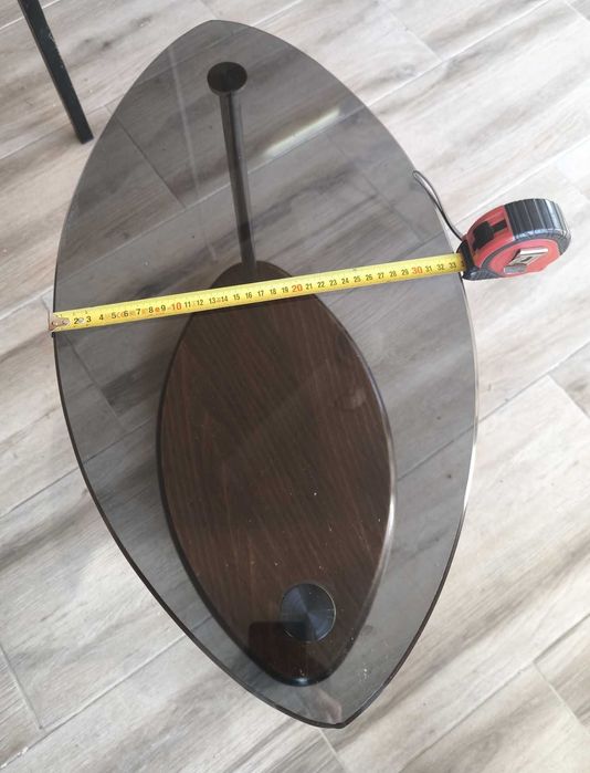 Masa rotundă de sticlă pe rotile + 3 măsuțe detașabile