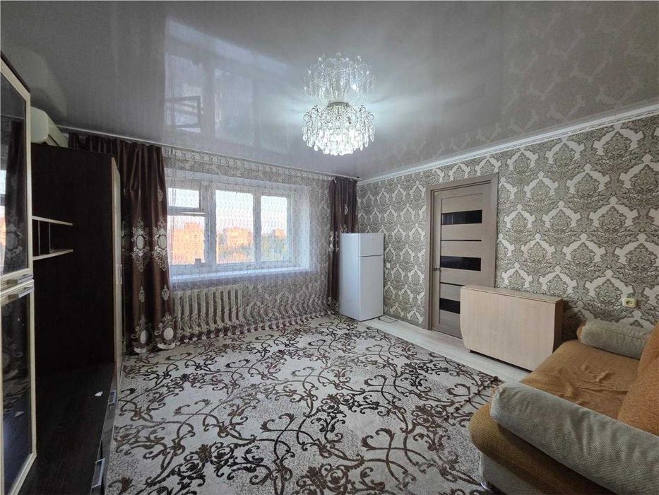 3-комнатную квартиру в 7-м микрорайоне (район «Корзины»)!