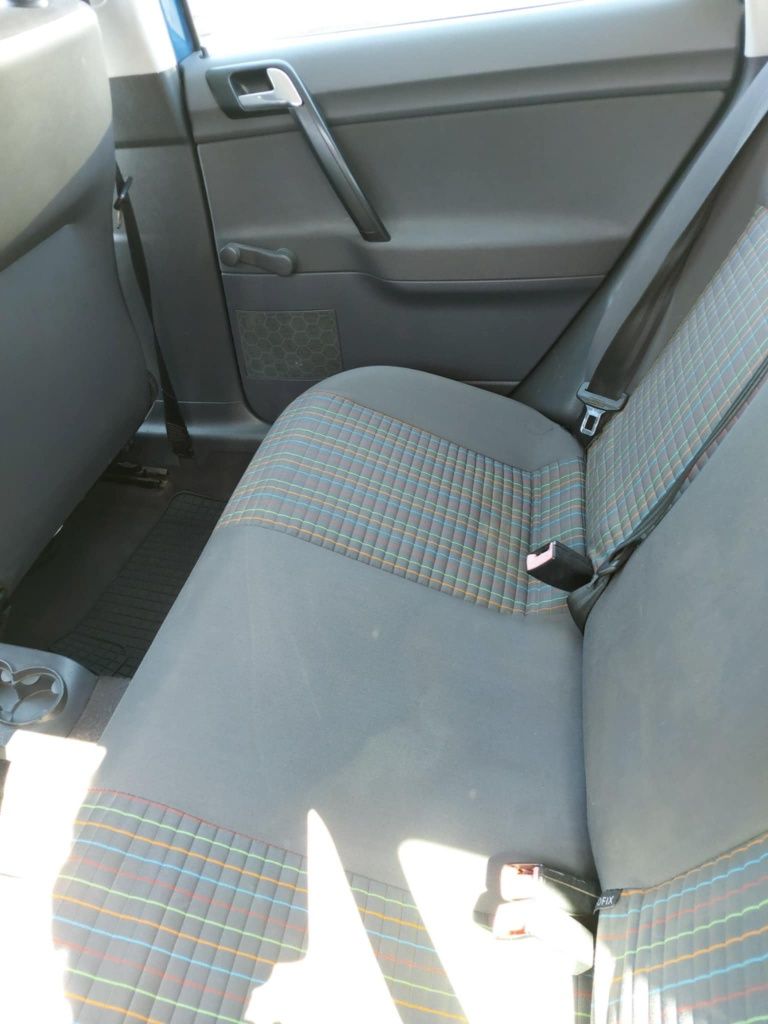 Vînd Volkswagen polo