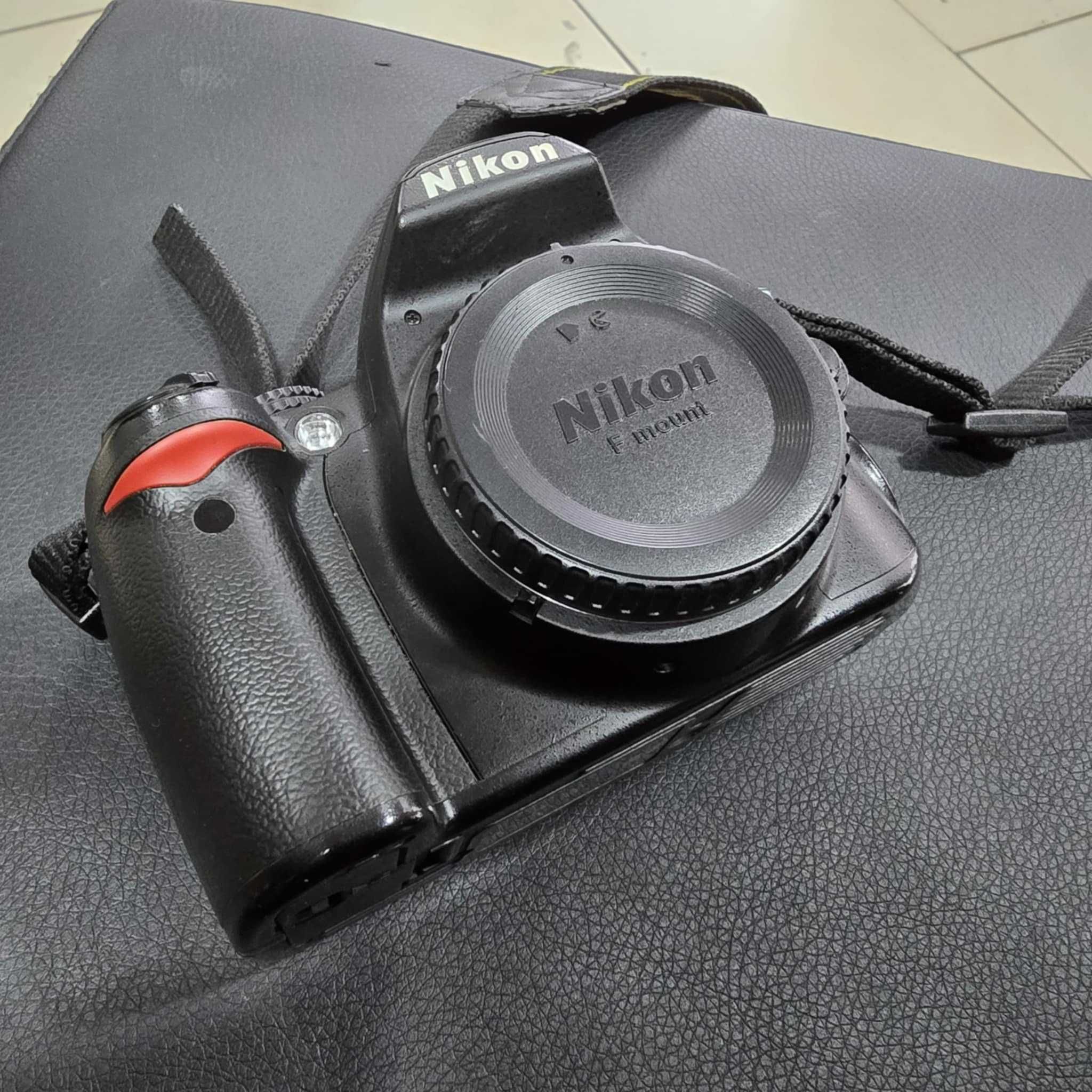 Фотоапарат Nikon D3000 46к
