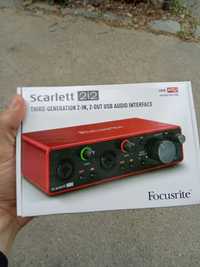 Placa de sunet Scarlett 212