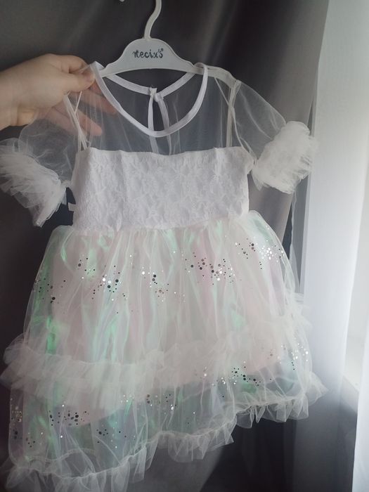 Продам платье для девочки