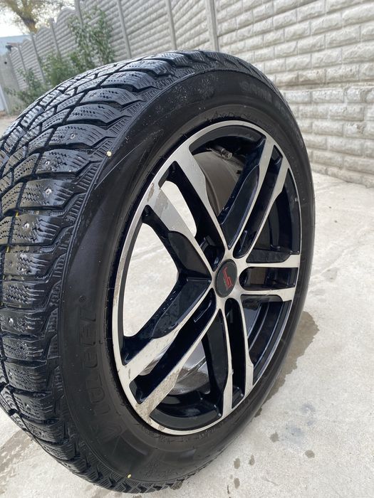 Шины 225/50/R17  Viatti комплект