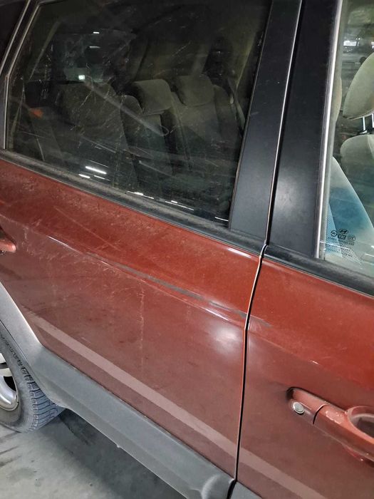 Vand Hyundai Tucson 4x4 cu GPL