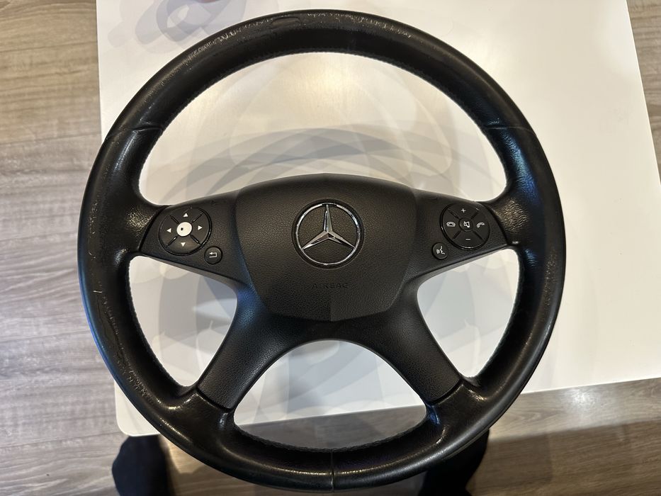 Волан от Мерцедес W204