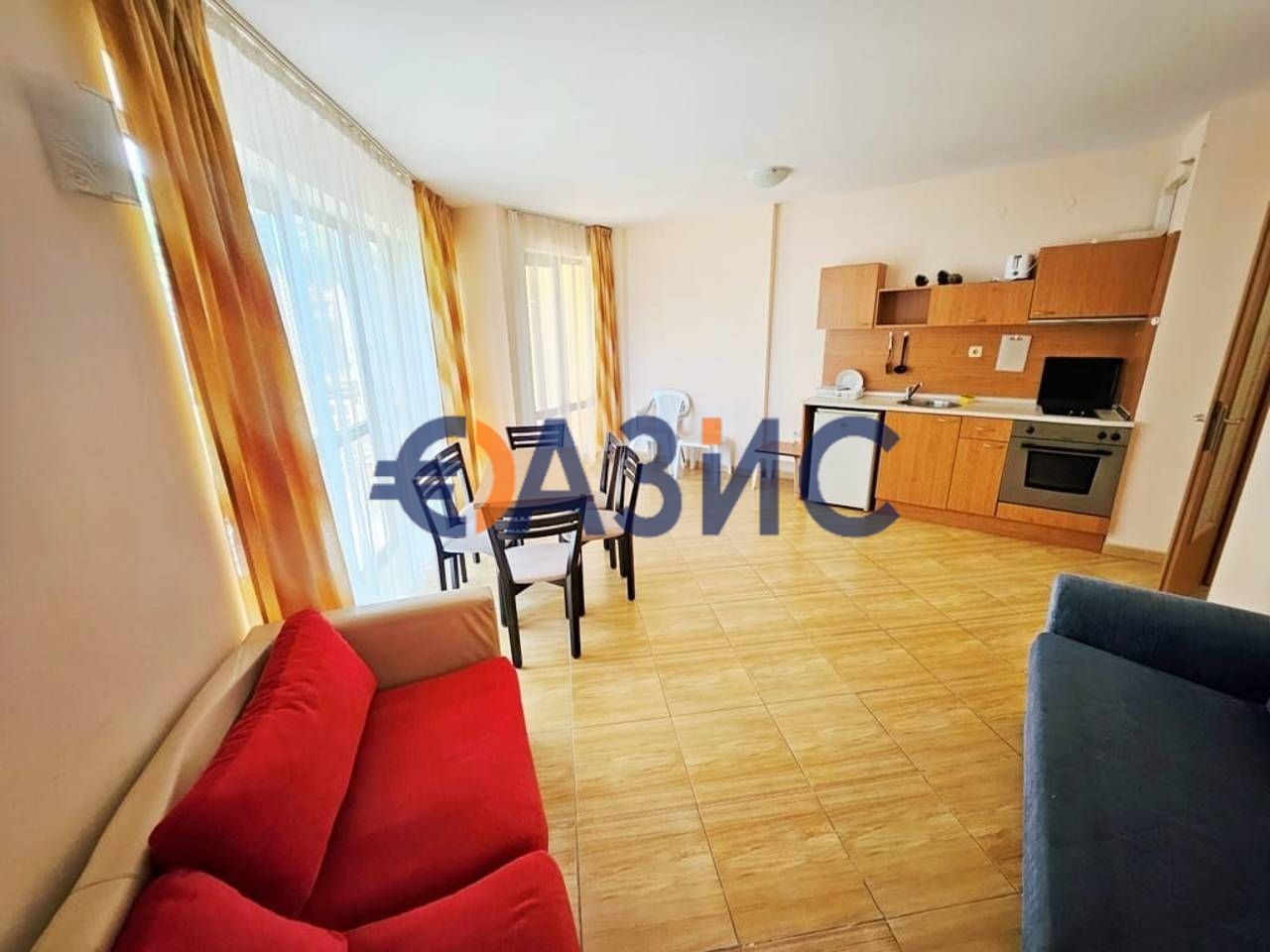 Тристаен апартамент в комплекс Golden Dreams, 110 кв.м., Слънчев бряг,