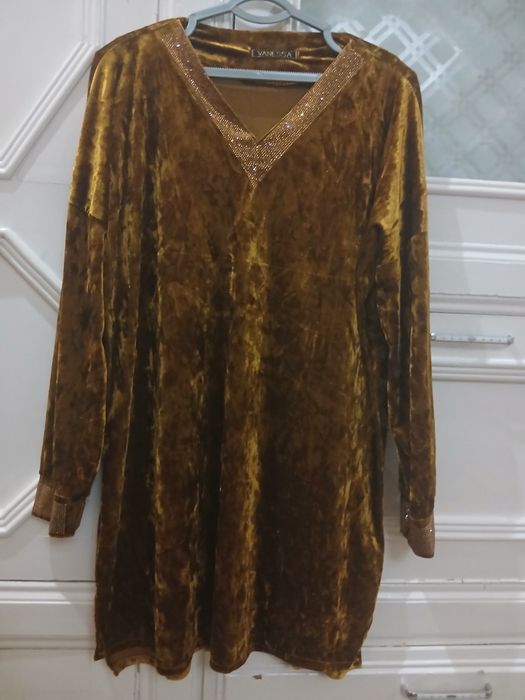 Куйлак иштони билан.