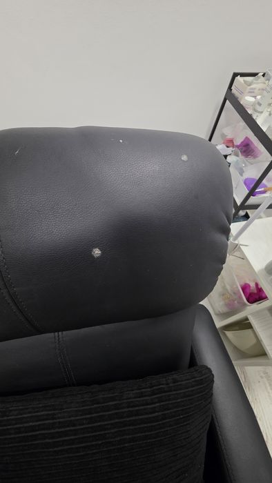 Масажен стол с леки забележки