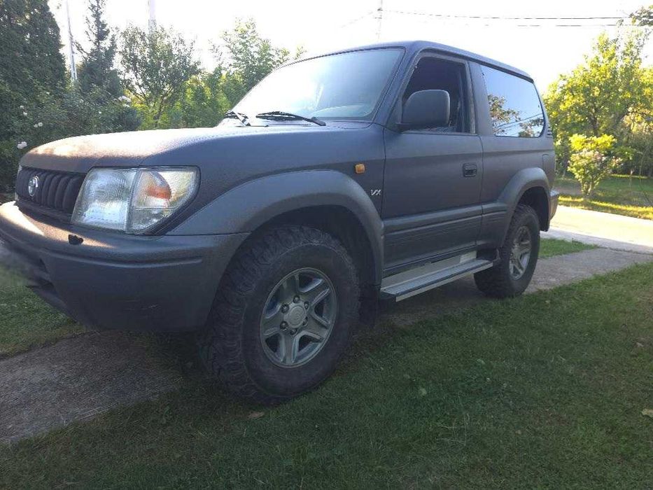 Toyota Land Cruiser 3.4 V6 – Vopsită  Raptor,Autoutilitara 2 locuri
