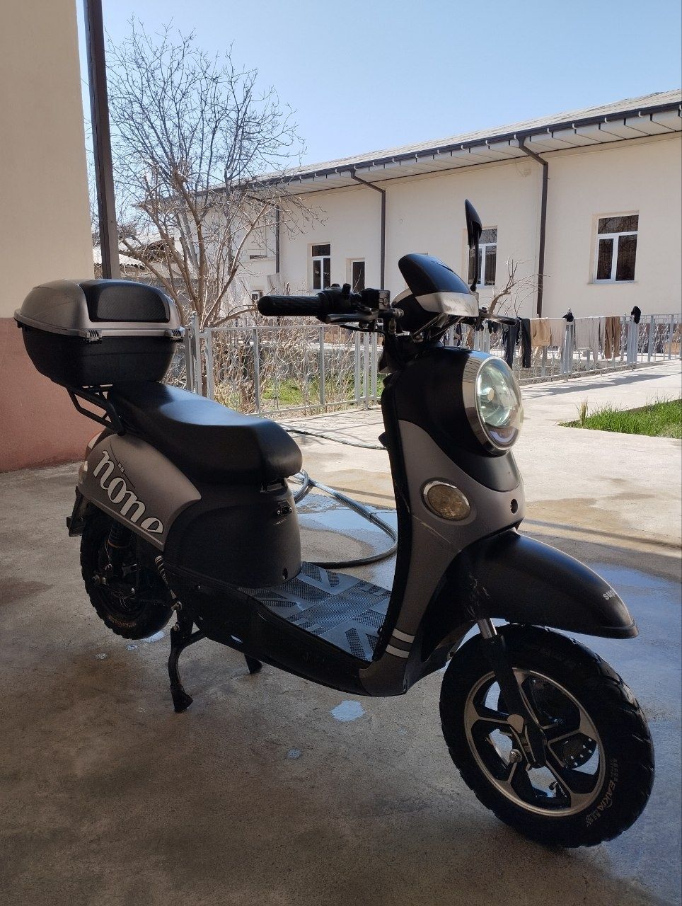 Sko'ter tezligi 60
