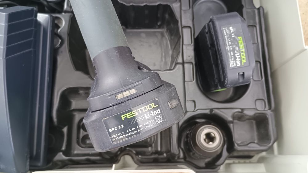 Filetanta festool , 2 baterii,incarcator,cutie,mandrina biti si standa