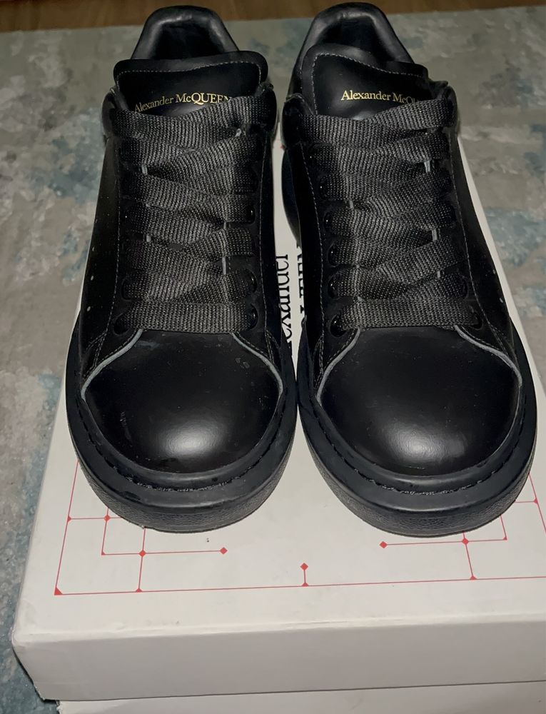 Alexander McQueen Black