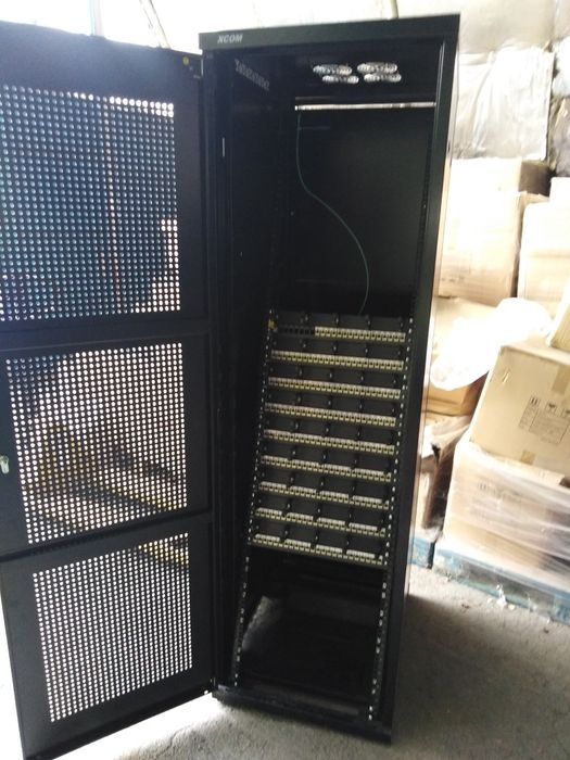 Шкаф комуникационен 80x60x200cm