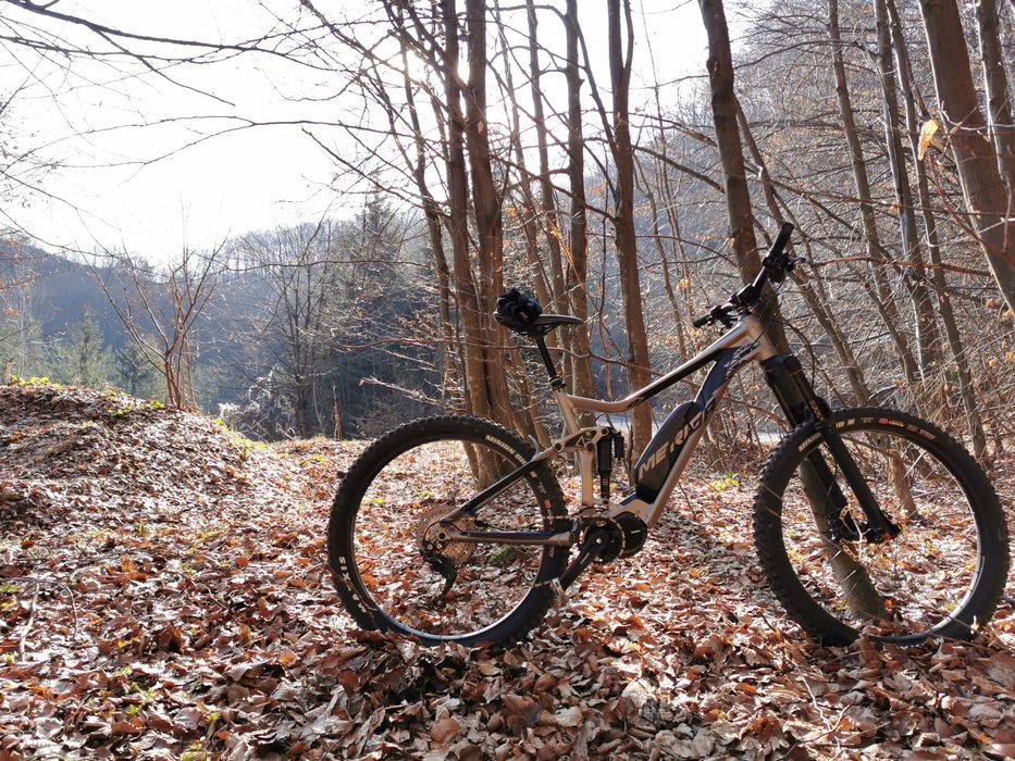 Bicicleta electrica full-suspenison + baterie de rezerva