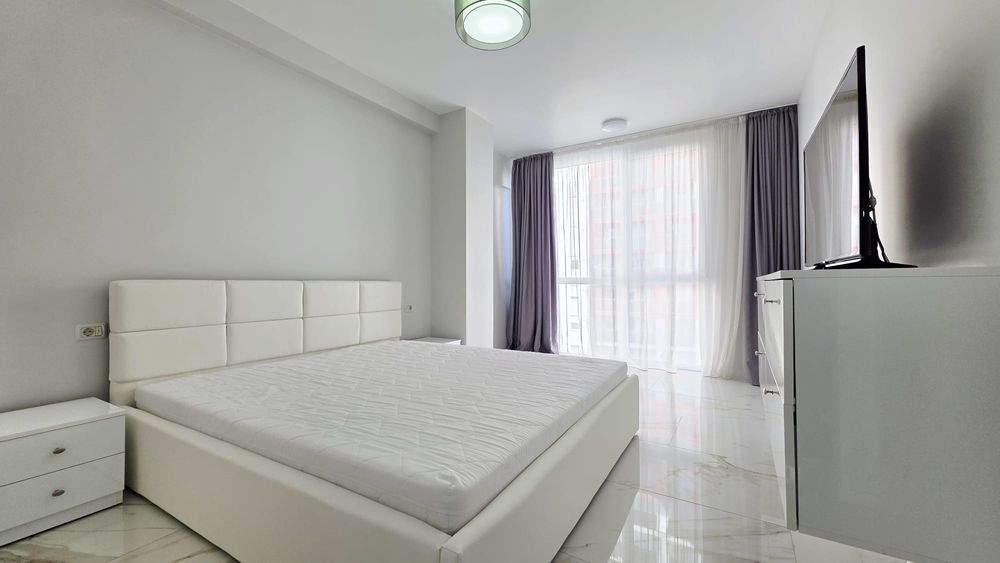 Proprietar închiriez apartament 3 camere Micalaca Malul Mureșului Arad
