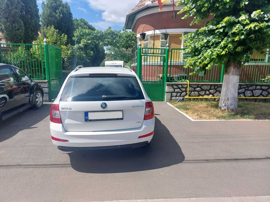 Vând Škoda Octavia III 2.0 TDI 4x4 – 150 CP, Break, an 2014, Euro 5