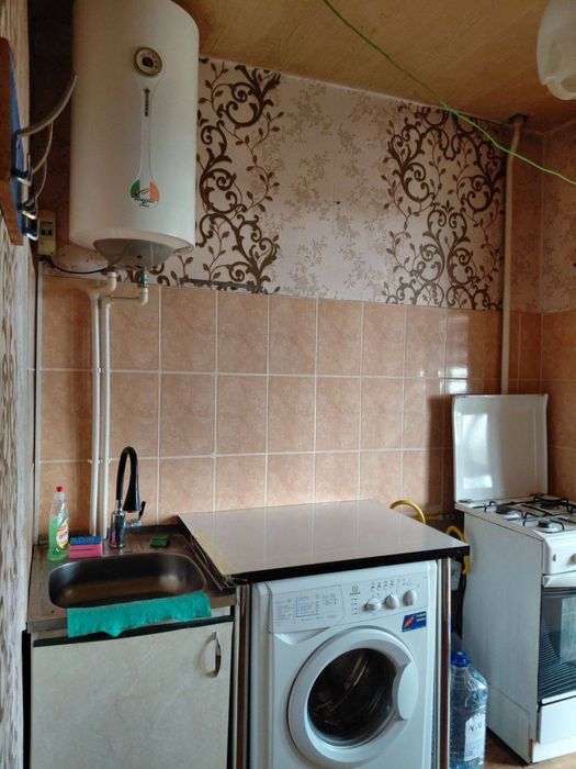 Чирчик шахар 3 м/р 2х Нархи 29.000$ Бош толов ва паспорт билан Ипотека