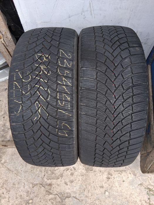 235 45 19 BRIDGESTONE 2броя зимни дот 2022г