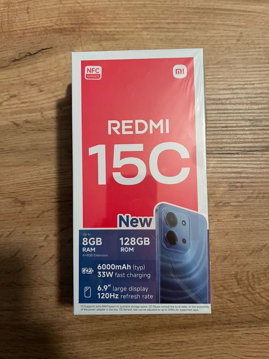 Чисто нов/неотварян/ телефон с допълнителна батерия!